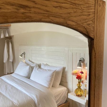 Bed and Breakfast No12 Mansle-les-Fontaines Exterior foto